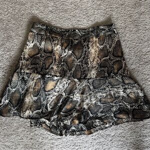 Zara silk flared Snake Print Mini Skort size small